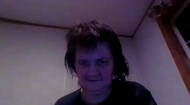 Snapshot of BBWLADY71 chatting on 02/06/25, 04:42 BBWLADY71 online show from 02/06/25, 04:42