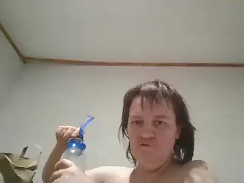 Snapshot of BBWLADY71 chatting on 02/23/25, 01:35 BBWLADY71 online show from 02/23/25, 01:35