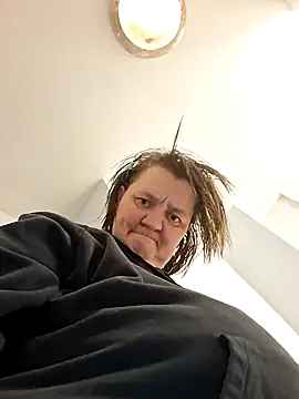 Snapshot of BBWLADY71 chatting on 02/06/26, 11:13 BBWLADY71 online show from 02/06/26, 11:13