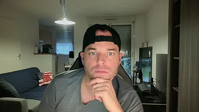 Funnyjul31 online show from 01/26/25, 04:20