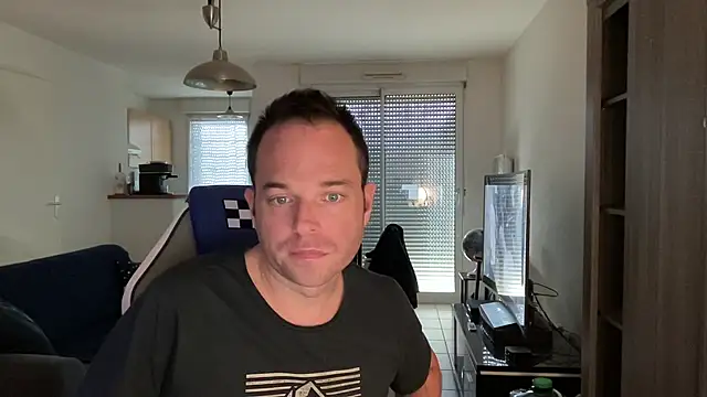 Funnyjul31 online show from 02/08/25, 03:10