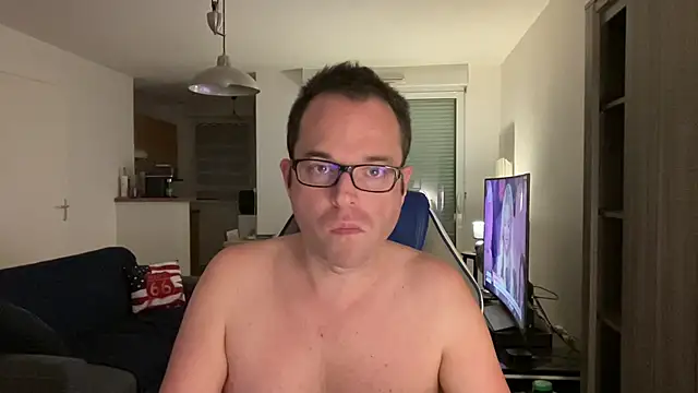 Funnyjul31 online show from 02/18/25, 06:26