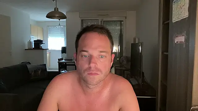 Funnyjul31 online show from 09/15/25, 03:45