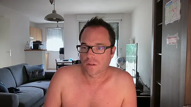 Funnyjul31 online show from 10/04/25, 01:31