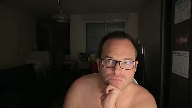 Funnyjul31 online show from 10/27/25, 06:34