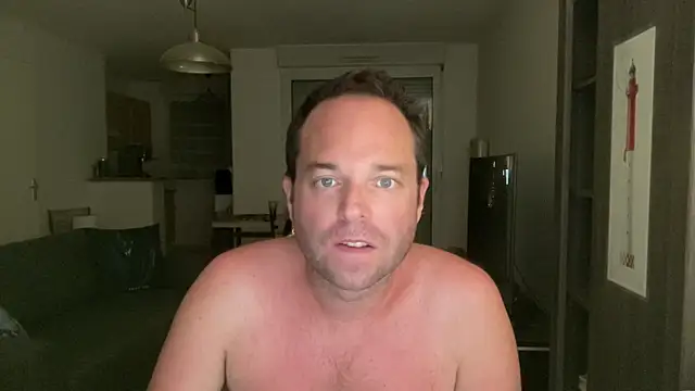 Snapshot of Funnyjul31 chatting on 06/21/26, 12:19 Funnyjul31 online show from 06/21/26, 12:19