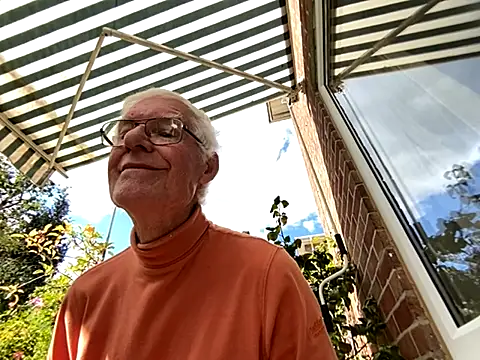 bigears online show from 09/23/25, 12:52