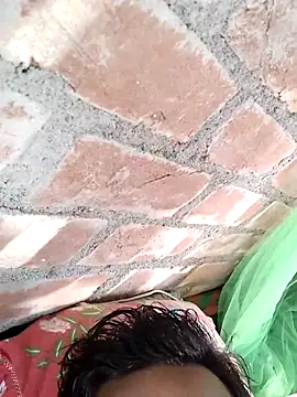 Snapshot of birds0641 chatting on 03/19/25, 09:17 birds0641 online show from 03/19/25, 09:17