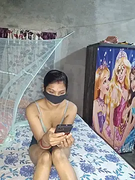 Snapshot of birds0641 chatting on 04/02/26, 07:44 birds0641 online show from 04/02/26, 07:44