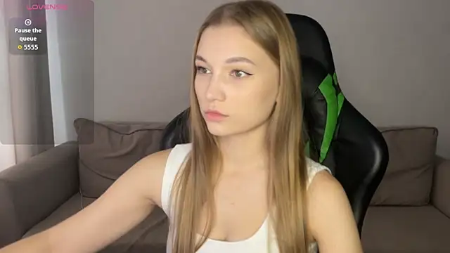 maria plaudice online show from 10/19/25, 05:52