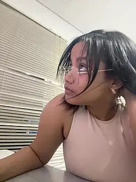 my cam online show from 03/13/25, 12:05