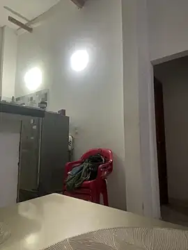 Snapshot of my_cam chatting on 02/21/26, 01:28 my cam online show from 02/21/26, 01:28