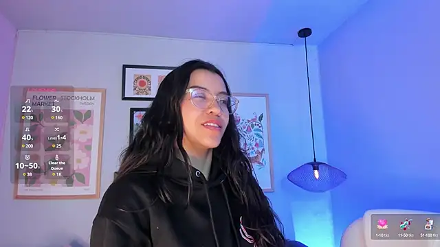 Snapshot of nina__dixon chatting on 02/23/25, 11:47 nina dixon online show from 02/23/25, 11:47