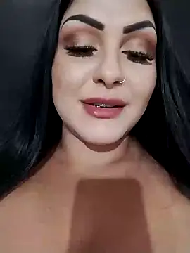 Snapshot of Julianafenix95 chatting on 01/27/25, 12:54 Julianafenix95 online show from 01/27/25, 12:54