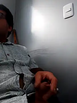 Deku160582 online show from 03/17/25, 02:01