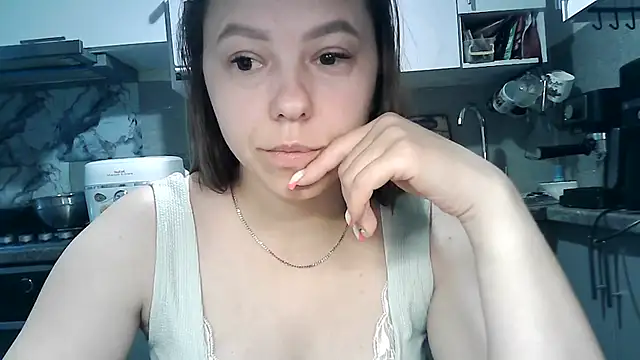 Snapshot of Misssweet_s chatting on 07/11/26, 06:49 Misssweet s online show from 07/11/26, 06:49