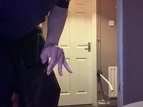 Snapshot of hunkiefend21 chatting on 02/25/25, 03:09 hunkiefend21 online show from 02/25/25, 03:09