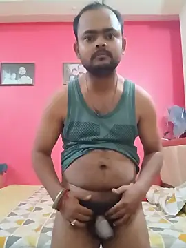 Snapshot of guavam65 chatting on 05/19/26, 04:13 guavam65 online show from 05/19/26, 04:13