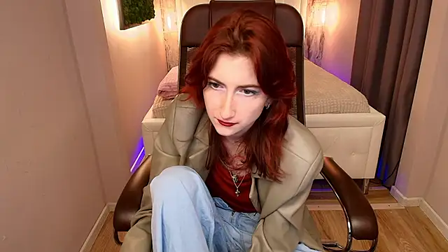 Violet Moreau online show from 03/07/26, 08:39