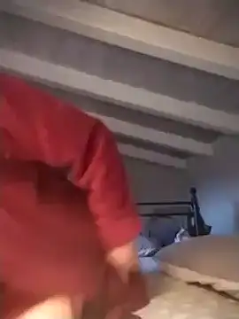 Snapshot of divinaerotica chatting on 03/16/25, 05:17 divinaerotica online show from 03/16/25, 05:17