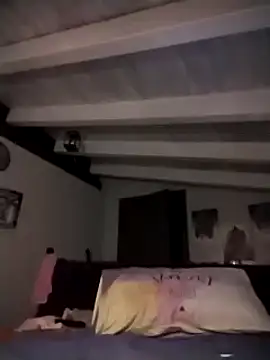 Snapshot of divinaerotica chatting on 11/27/25, 08:11 divinaerotica online show from 11/27/25, 08:11