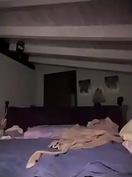 Snapshot of divinaerotica chatting on 01/10/26, 05:37 divinaerotica online show from 01/10/26, 05:37