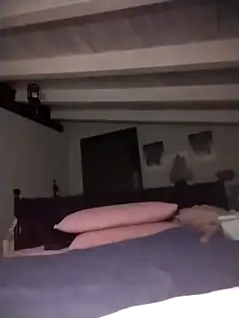 Snapshot of divinaerotica chatting on 02/04/26, 05:52 divinaerotica online show from 02/04/26, 05:52