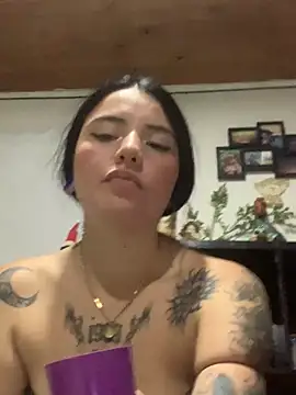 Alejandra md online show from 01/29/25, 02:51