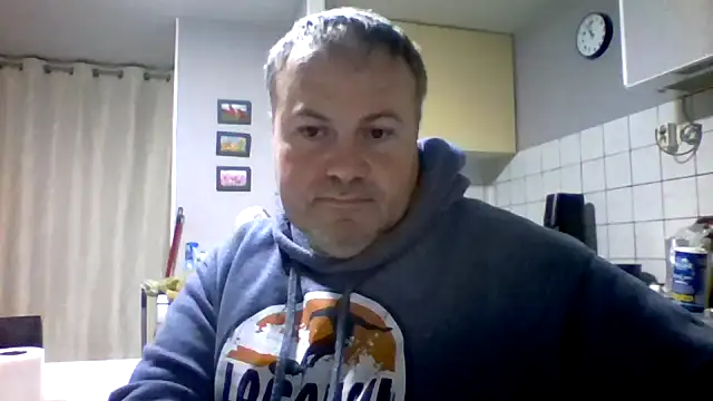 Pourleplasirs online show from 11/14/25, 10:40