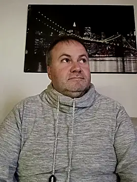 Pourleplasirs online show from 11/21/25, 09:35