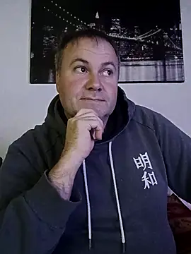 Pourleplasirs online show from 11/25/25, 10:32