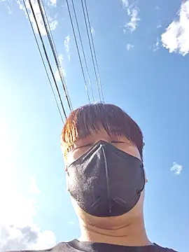 Tyyyggjju online show from 10/23/25, 05:07