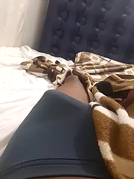 jhonnes  online show from 02/27/25, 04:31