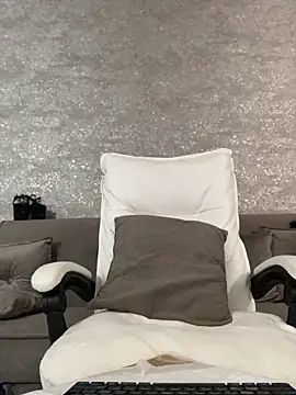 LillySquirtShot online show from 04/07/26, 11:15