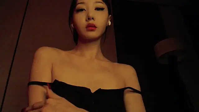 Fudzik0 online show from 04/06/26, 03:48