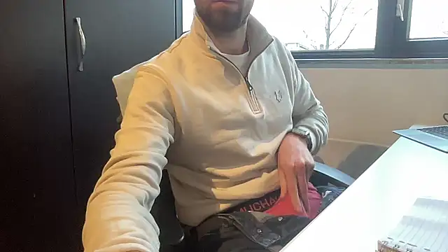 bullyboyy online show from 01/28/25, 02:42