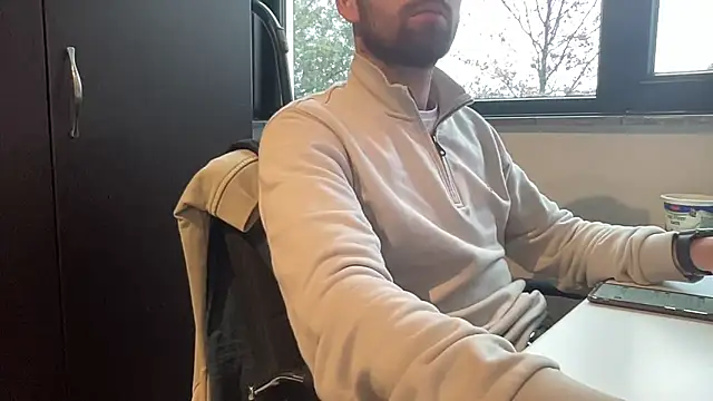 bullyboyy online show from 11/19/25, 08:14