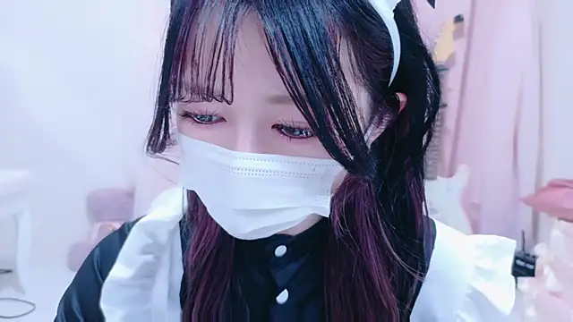 Snapshot of Megu-mimi chatting on 10/28/25, 10:08 Megu-mimi online show from 10/28/25, 10:08