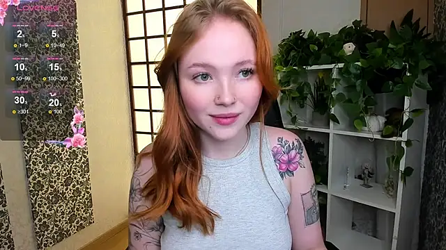 Maya Light online show from 02/15/25, 07:49