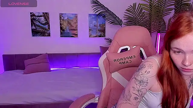 Maya Light online show from 09/11/25, 08:47