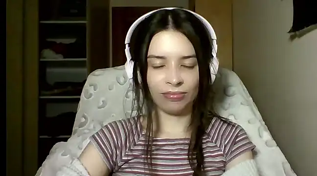 LariceSexy online show from 03/01/25, 07:15