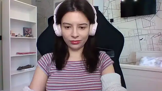 LariceSexy online show from 11/27/25, 01:13