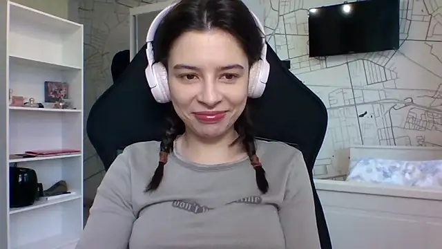 LariceSexy online show from 12/02/25, 01:05