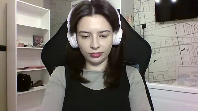 LariceSexy online show from 12/04/25, 07:11