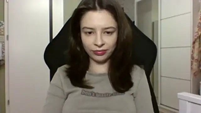 LariceSexy online show from 12/17/25, 07:09