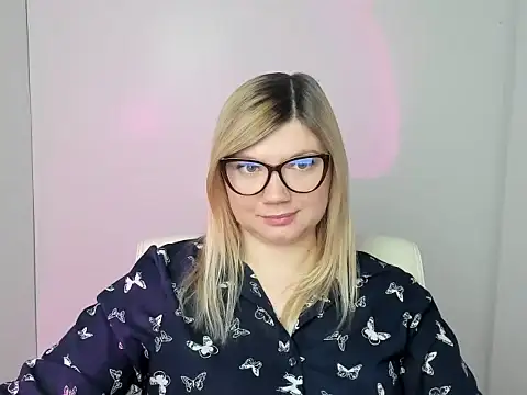 Lola moree online show from 10/23/25, 05:51