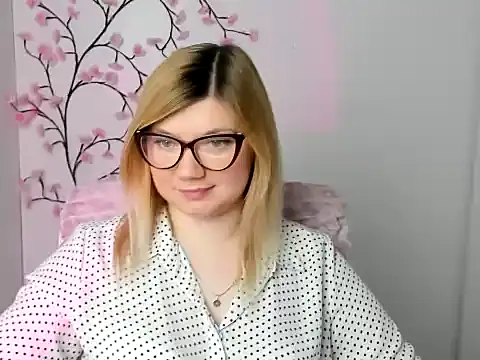 Lola moree online show from 03/09/26, 01:15