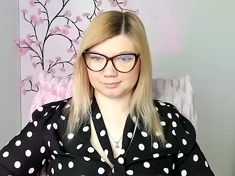 Lola moree online show from 04/18/26, 11:36