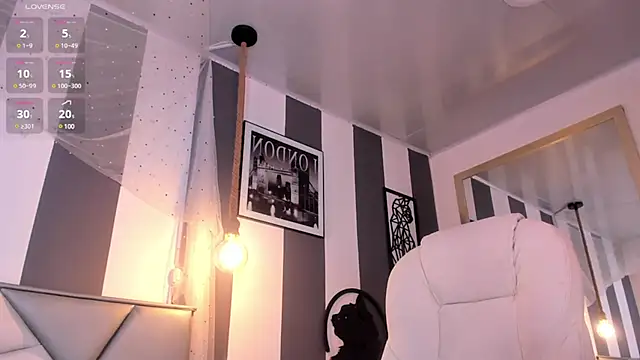 Salome  evans online show from 02/19/25, 04:33