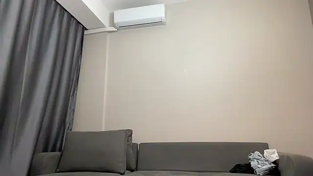 anora sunny online show from 03/10/25, 09:40